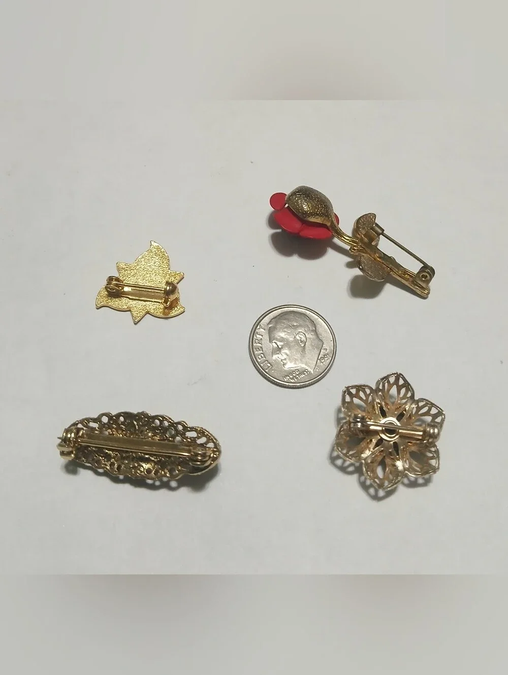 Tiny Vintage Brooch Lot